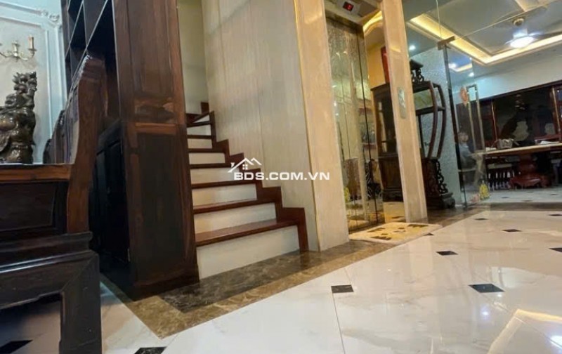 Bán kiệt tác bds Tây Hồ - TTTM Lottle-100m, 5 tầng 5m mặt tiền oto tránh , vỉa hè kinh doanh .